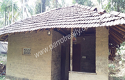 40cent land with a small house for sale in Cheengodu at 15lakh